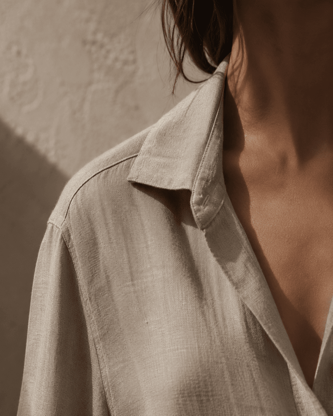 Linen overshirt — women's cut, alternate view